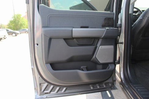 New 2025 Ford F250 Lariat w/ Lariat Ultimate Package image 8