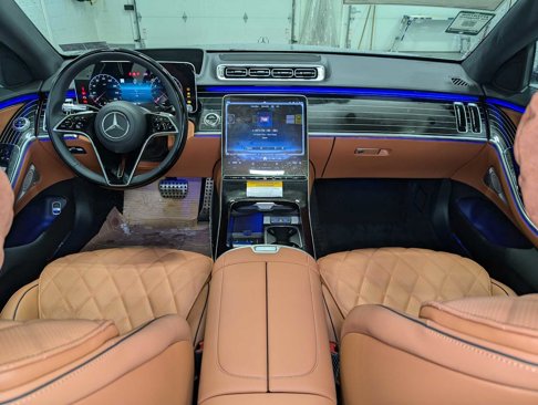 New 2025 Mercedes-Benz S 580 4MATIC Sedan image 17