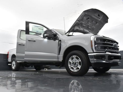 New 2026 Ford F250 XLT image 35