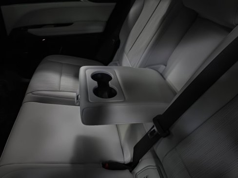 Used 2024 Cadillac Lyriq Luxury w/ LPO, Floor Liner Package image 17