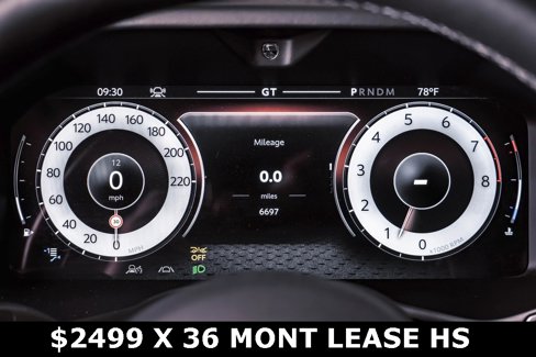 Used 2025 Aston Martin DBX 707 image 26