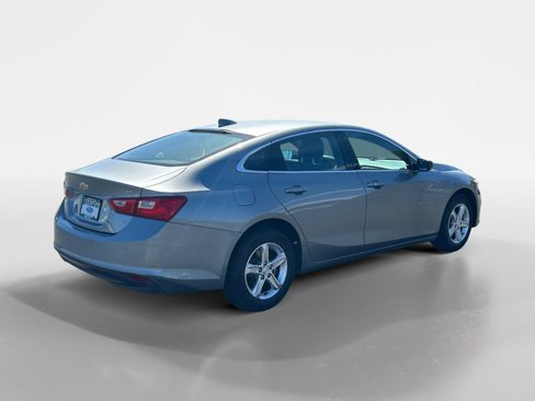 Used 2024 Chevrolet Malibu LT image 5