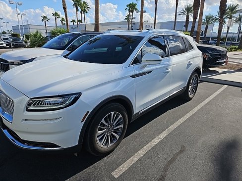 Used 2023 Lincoln Nautilus Reserve w/ Luxury Package image 1