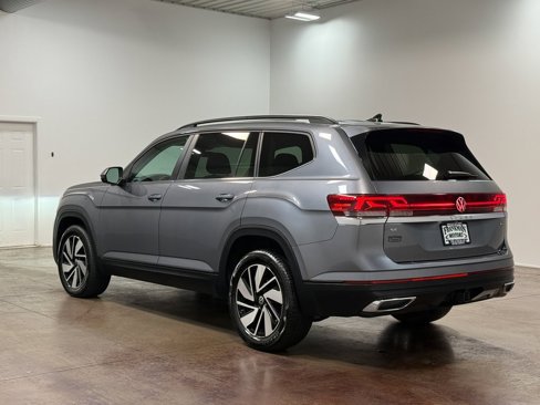 Used 2025 Volkswagen Atlas SE image 26