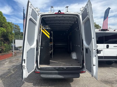 Used 2021 Mercedes-Benz Sprinter 2500 image 22