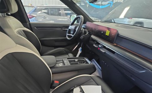 Used 2024 Kia EV9 GT-Line image 7