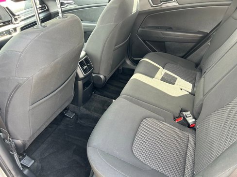 Used 2023 Kia Sportage LX image 15