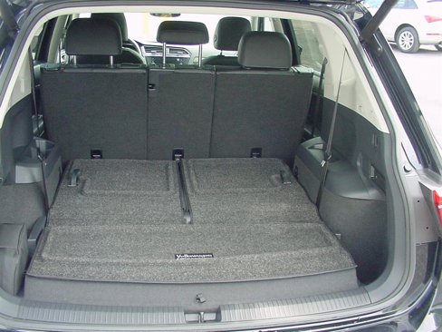 Used 2020 Volkswagen Tiguan SEL w/ 3rd Row Seat Package image 41