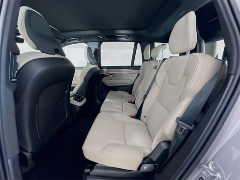 New 2026 Volvo XC90 B6 Plus w/ Protection Package Premier image 26