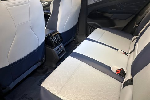 New 2025 Volkswagen ID.4 Pro S Plus image 11