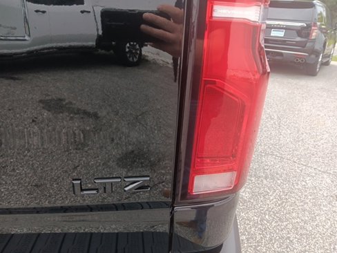 New 2025 Chevrolet Silverado 2500 LTZ w/ LTZ Plus Package image 20
