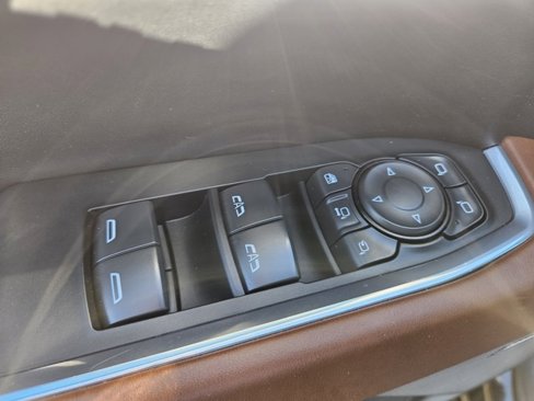 Certified 2024 GMC Sierra 2500 Denali Ultimate w/ Max Trailering Package image 28