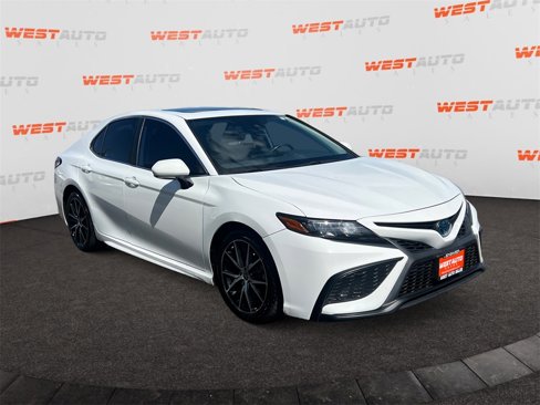 Used 2022 Toyota Camry SE image 7