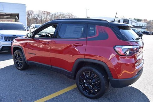 Certified 2023 Jeep Compass Altitude image 4