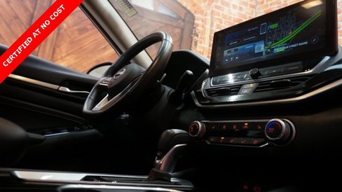 Used 2023 Nissan Altima 2.5 SR w/ SR Premium Package image 49