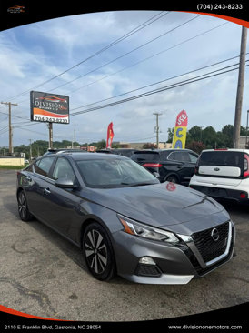 Used 2021 Nissan Altima 2.5 SV image 3