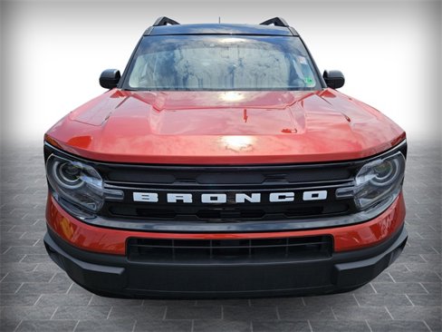 Used 2023 Ford Bronco Sport Outer Banks w/ Tech Package image 2