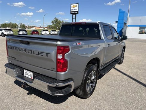 Used 2023 Chevrolet Silverado 1500 LT image 3