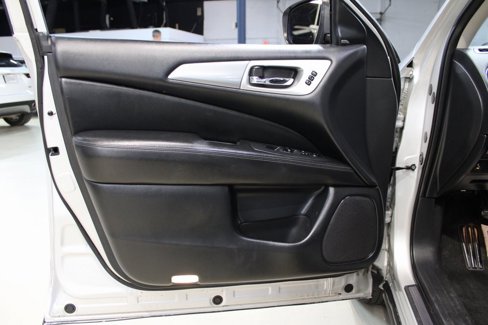 Used 2020 Nissan Pathfinder SL image 29