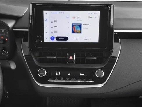 New 2025 Toyota Corolla LE image 7