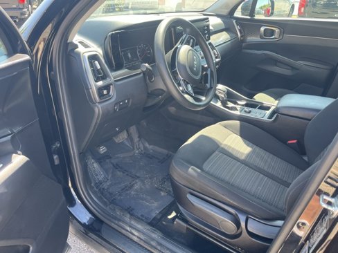 Used 2022 Kia Sorento LX image 13
