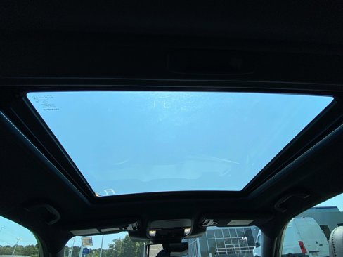 New 2025 Subaru Forester Touring image 9