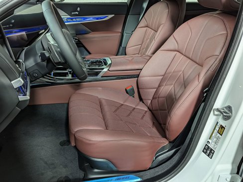 New 2026 BMW 740i xDrive image 13