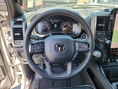 New 2025 RAM 1500 Limited image 9