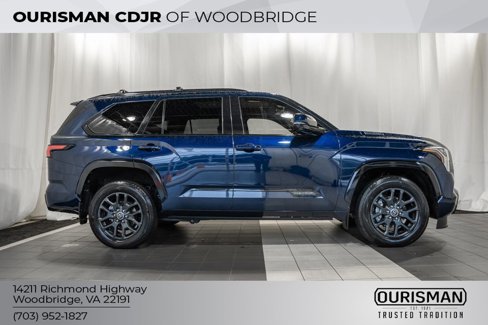 Used 2023 Toyota Sequoia Platinum image 3