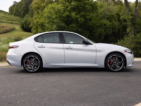 New 2025 Alfa Romeo Giulia AWD image 10