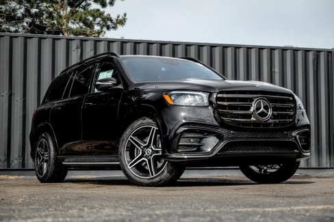 New 2026 Mercedes-Benz GLS 450 4MATIC image 1