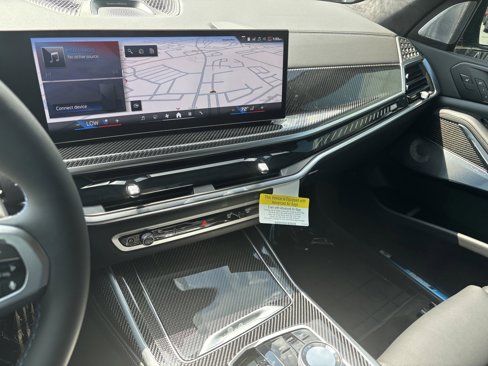 New 2026 BMW X7 M60i image 13