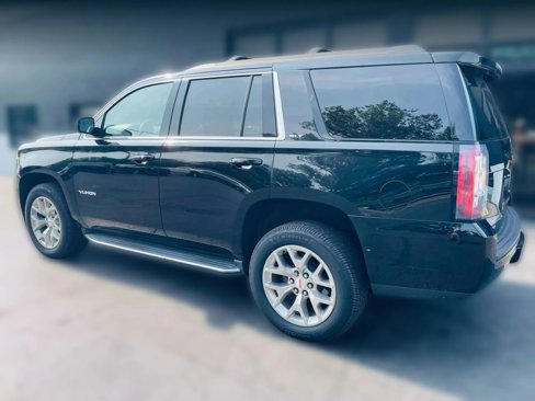 Used 2019 GMC Yukon SLT image 3