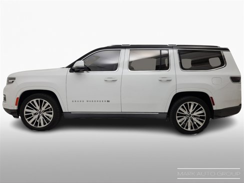 Used 2022 Jeep Grand Wagoneer Series III image 8
