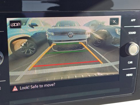 New 2025 Volkswagen Taos SE image 11