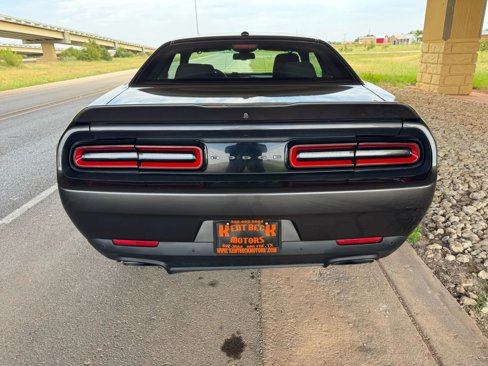 Used 2021 Dodge Challenger R/T image 4