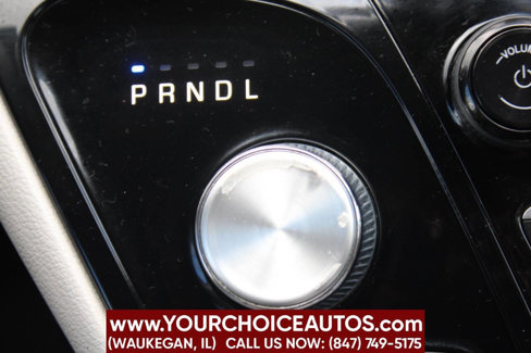 Used 2020 Chrysler Pacifica Touring-L image 23