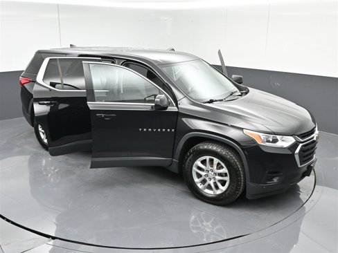 Used 2020 Chevrolet Traverse LS image 38