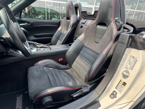 Used 2018 FIAT 124 Spider Abarth image 2