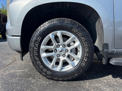 Used 2023 Chevrolet Silverado 1500 RST w/ Z71 Off-Road Package image 29