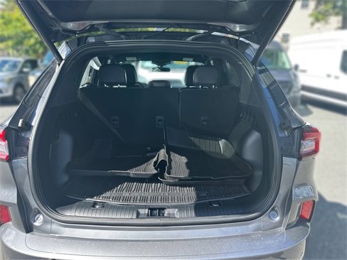 Certified 2023 Ford Escape ST-Line w/ Tech Pack #1 image 10