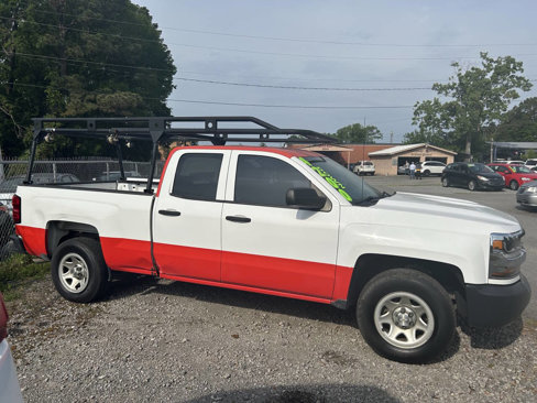 Used 2018 Chevrolet Silverado 1500 W/T w/ Trailering Package image 9