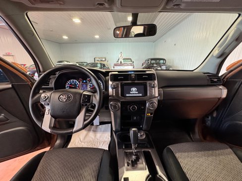 Used 2016 Toyota 4Runner SR5 image 23