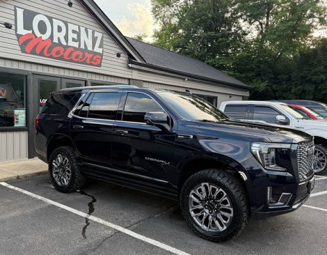 Used 2023 GMC Yukon Denali Ultimate image 1