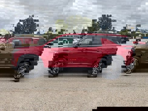 New 2026 Chevrolet Traverse LT w/ LPO, Floor Liner Package image 4