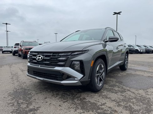 New 2025 Hyundai Tucson SEL image 3