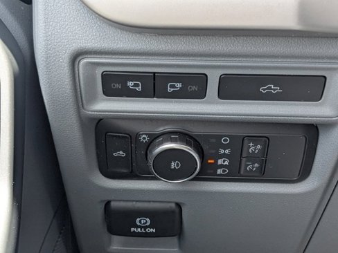Used 2022 Ford F150 XLT w/ Equipment Group 302A High image 25