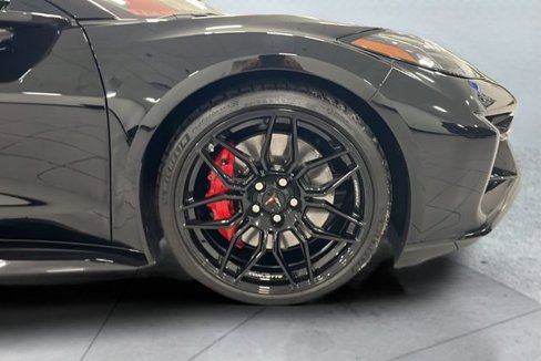 Used 2024 Chevrolet Corvette Z06 image 25