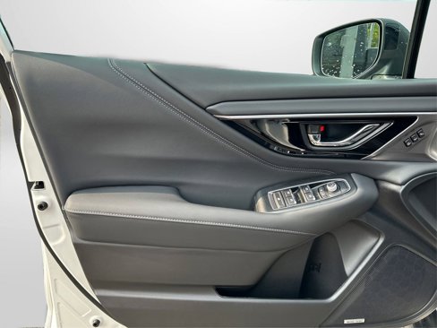New 2025 Subaru Outback Limited image 23