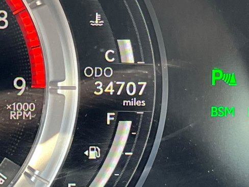 Used 2021 Lexus LC 500 Convertible image 23